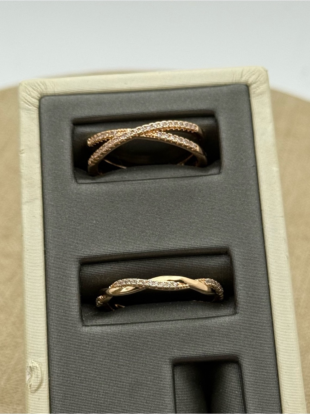 Set of two Rose Gold tone Twisted Band Ring - Women Jewelry